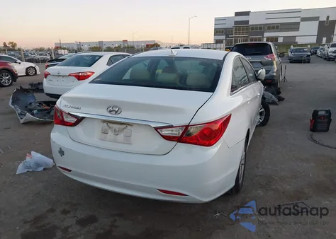 2013 Hyundai Sonata Gls z USA, uszkodzony, nr VIN 5NPEB4AC0DH761426
